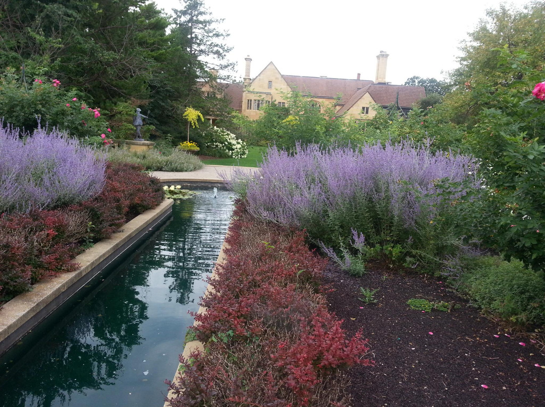 Paine Art Center and Gardens景点图片