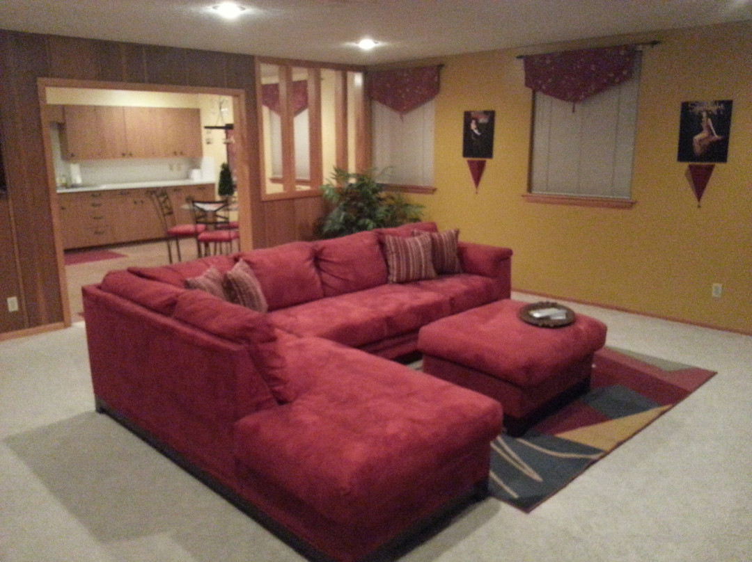 Fairbury Executive Suites