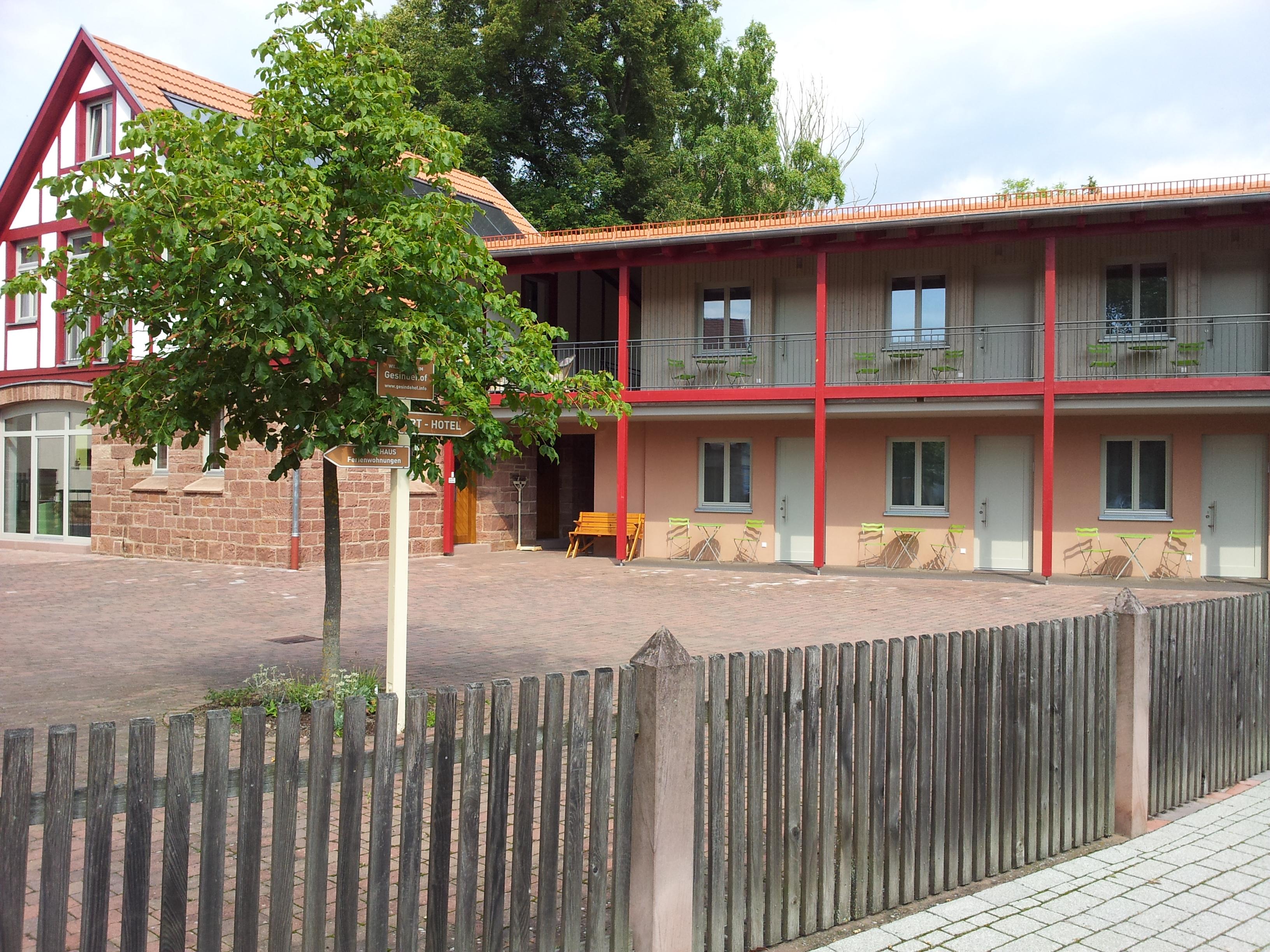 Gesindehof ART-Hotel, Maria Volkert-客卧