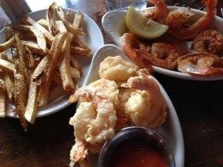 帕迪尤卡餐馆和美食-Doe's Eat Place