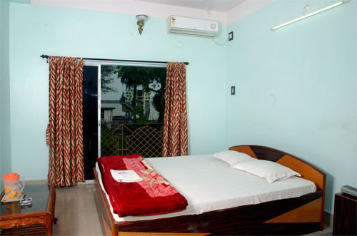 Amrapali Guest House