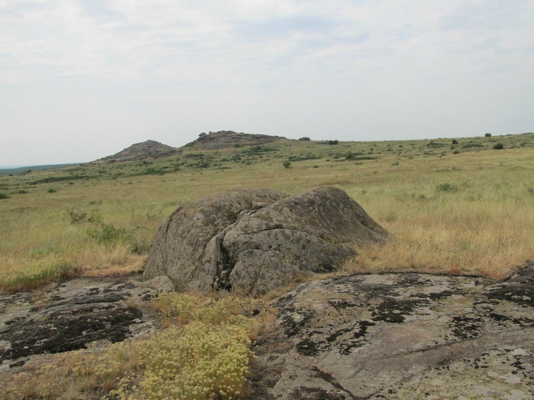 National Historic and Archeological Reserve Stone Grave-Myrne必去景点