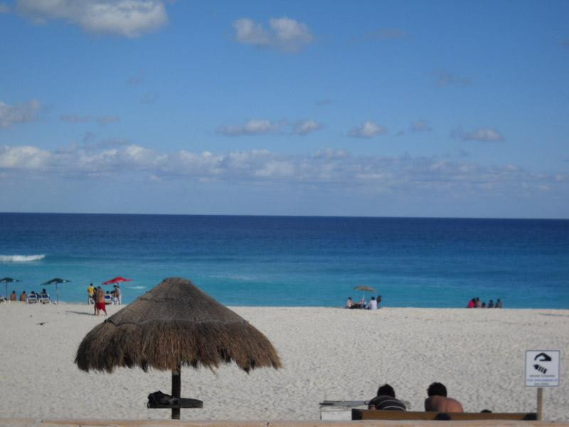 海豚海滩-坎昆必去景点