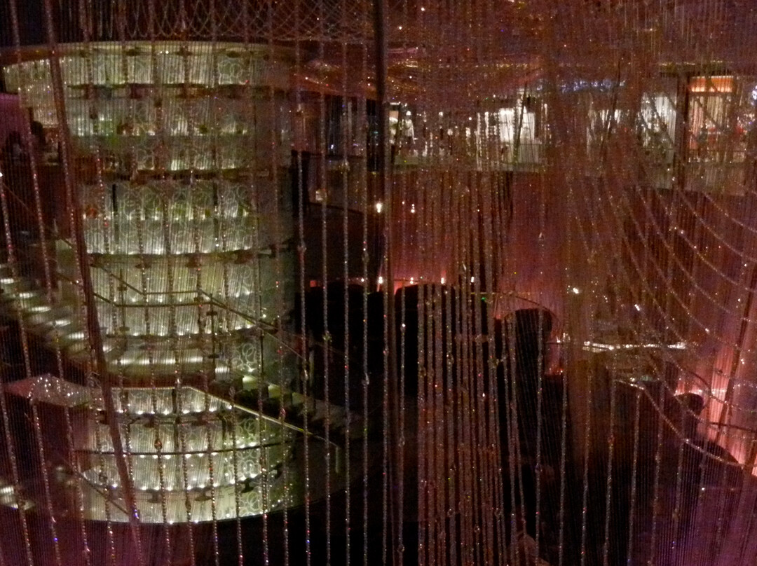 The Chandelier-Paradise必去景点