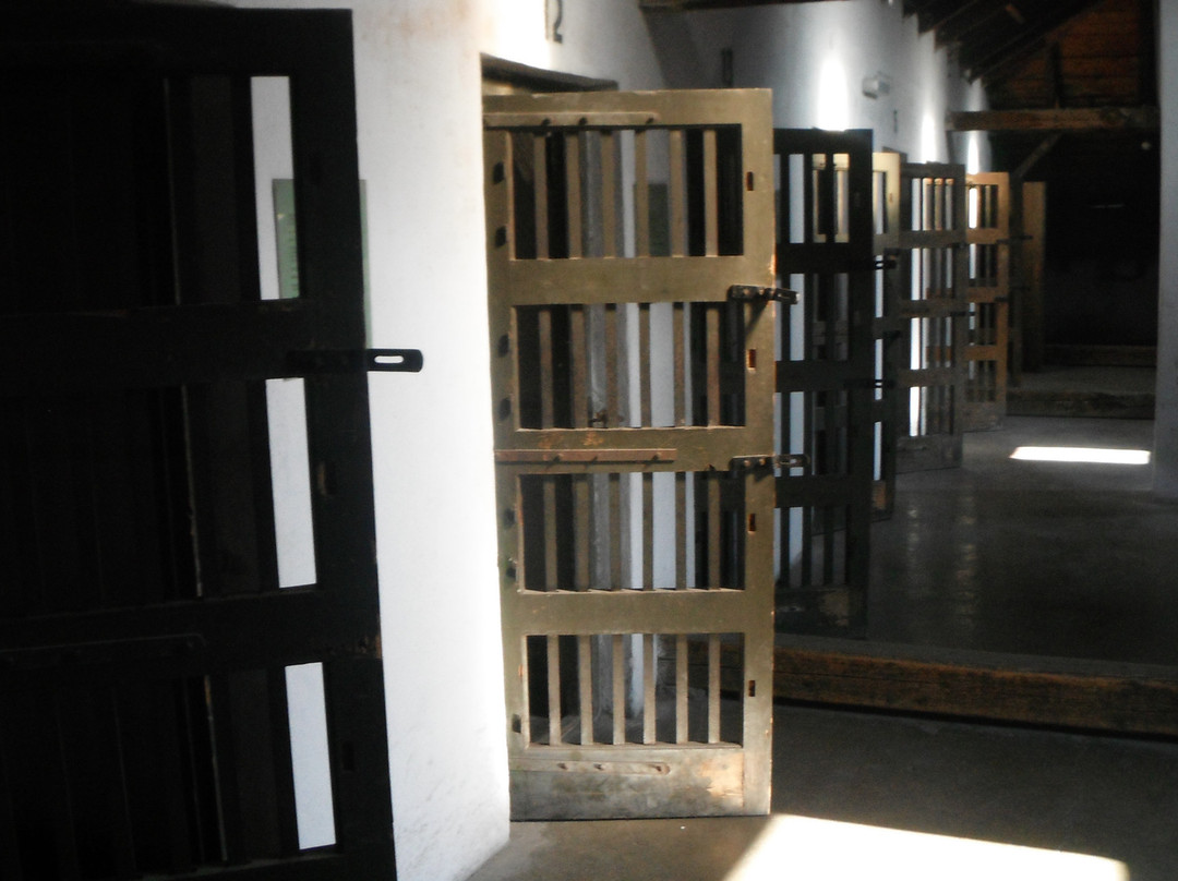 Red Cross Nazi Concentration Camp-Nis必去景点