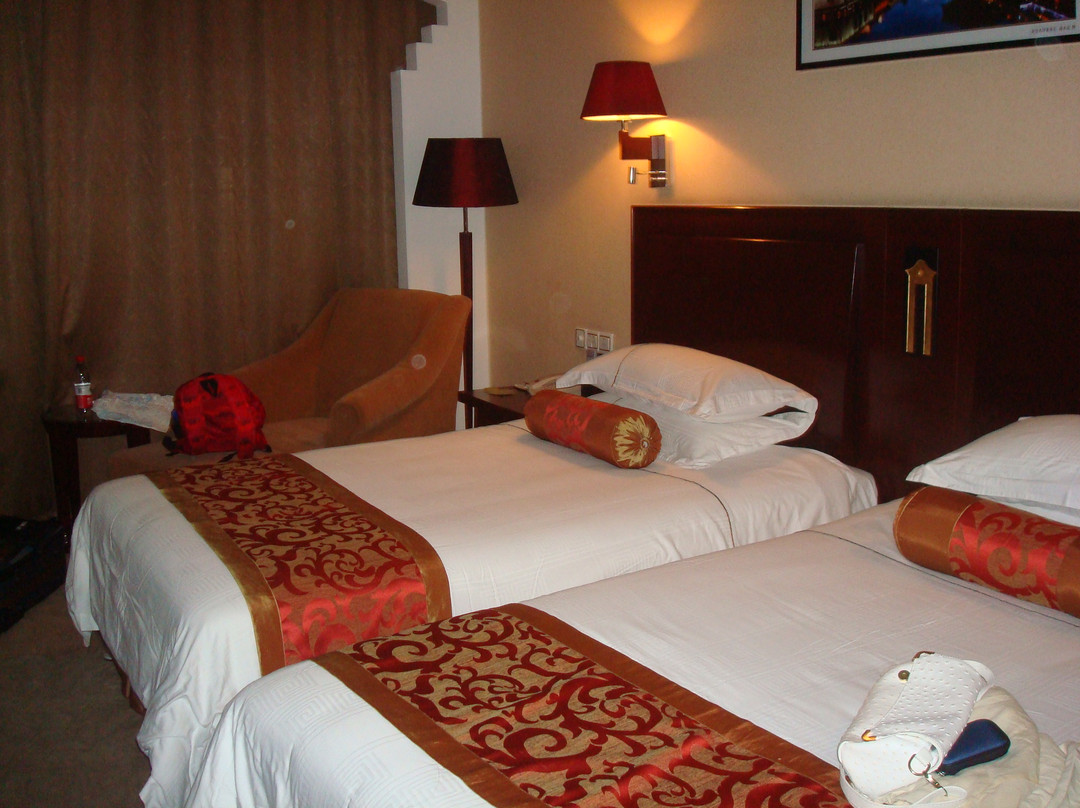 乌镇黄金水岸大酒店主图