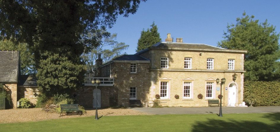 Braywood House-官方