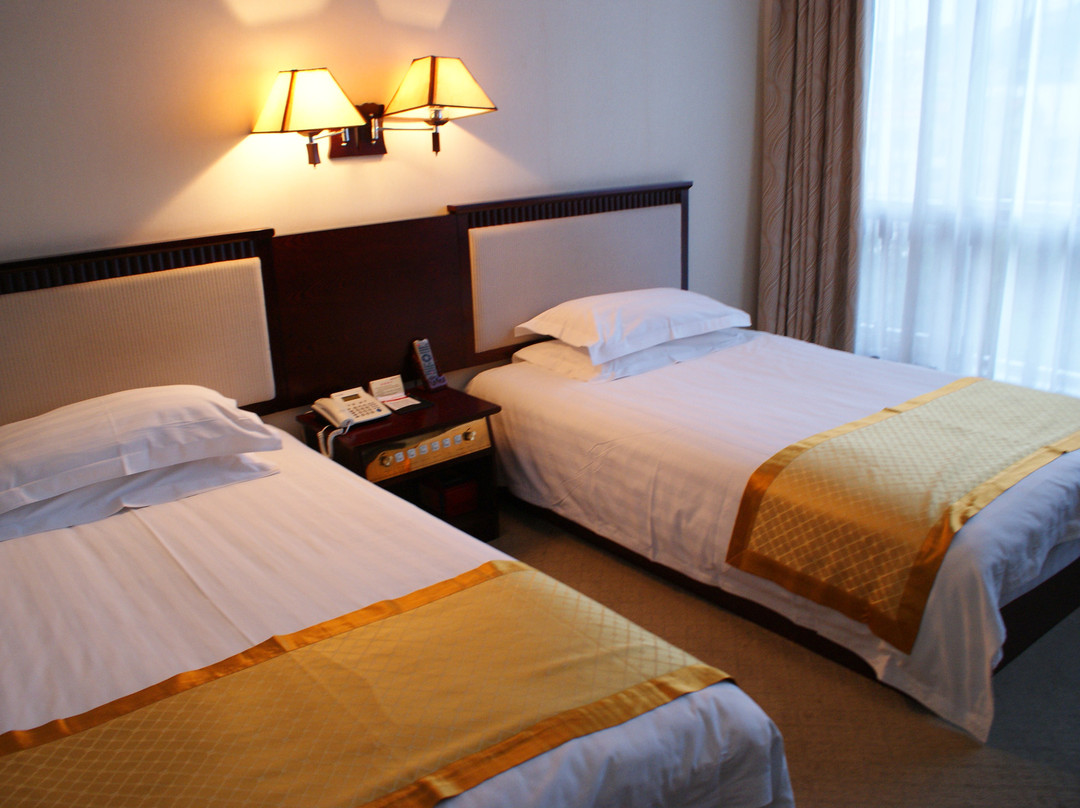 武当山宾馆主图