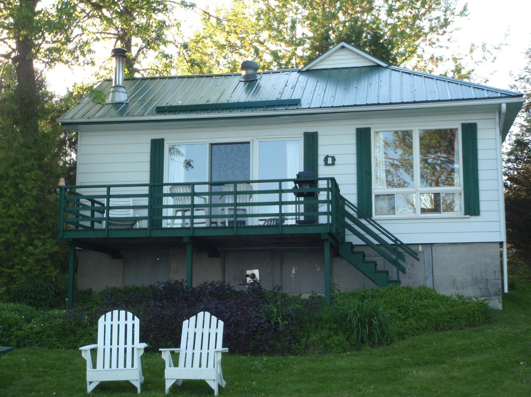 Elmhirst's Resort
