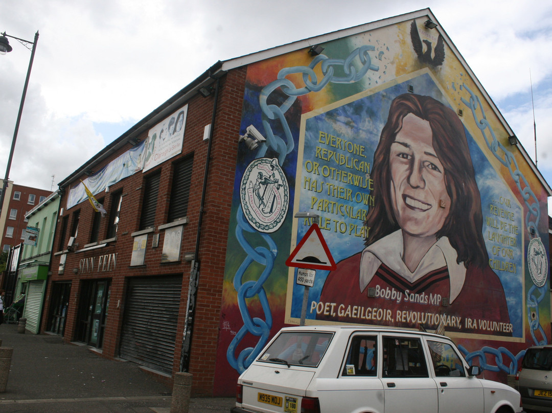 Paddy Campbell's Belfast Famous Black Cab Tours景点图片
