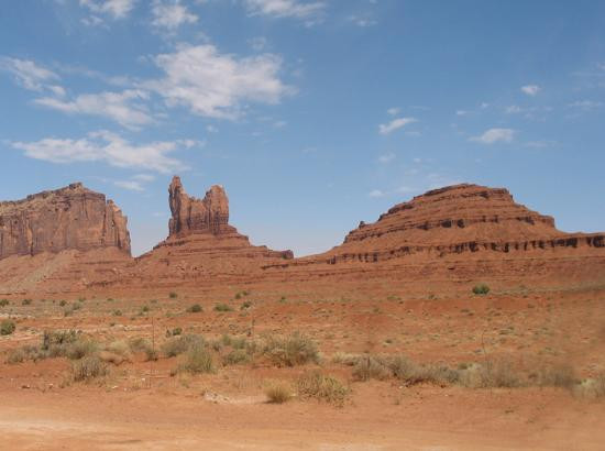 Monument Basin-峡谷地国家公园必去景点