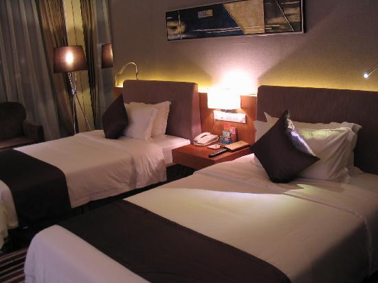 深圳华强广场酒店(华强北地铁站店)主图