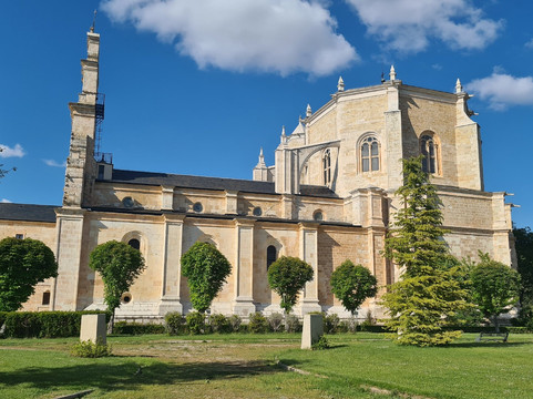 Monasterio de Santa Maria de La Vid-La Vid必去景点