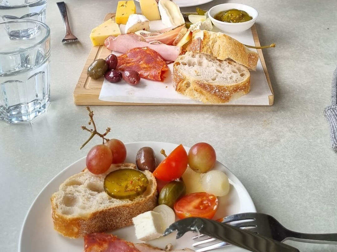 Duckett's Mill Wines and Denmark Farmhouse Cheese景点图片
