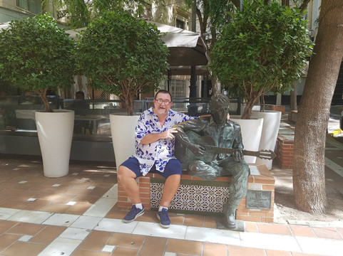 The Statue of John Lenon-阿尔梅里亚省必去景点