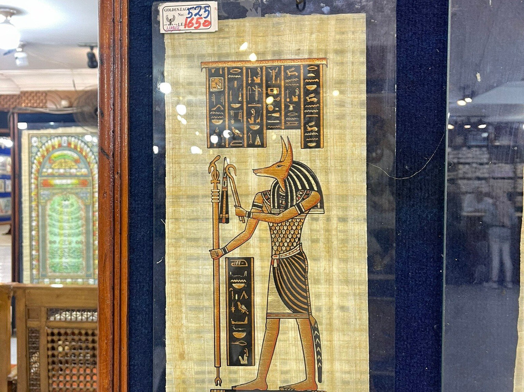 Golden Eagle Papyrus-吉萨必去景点