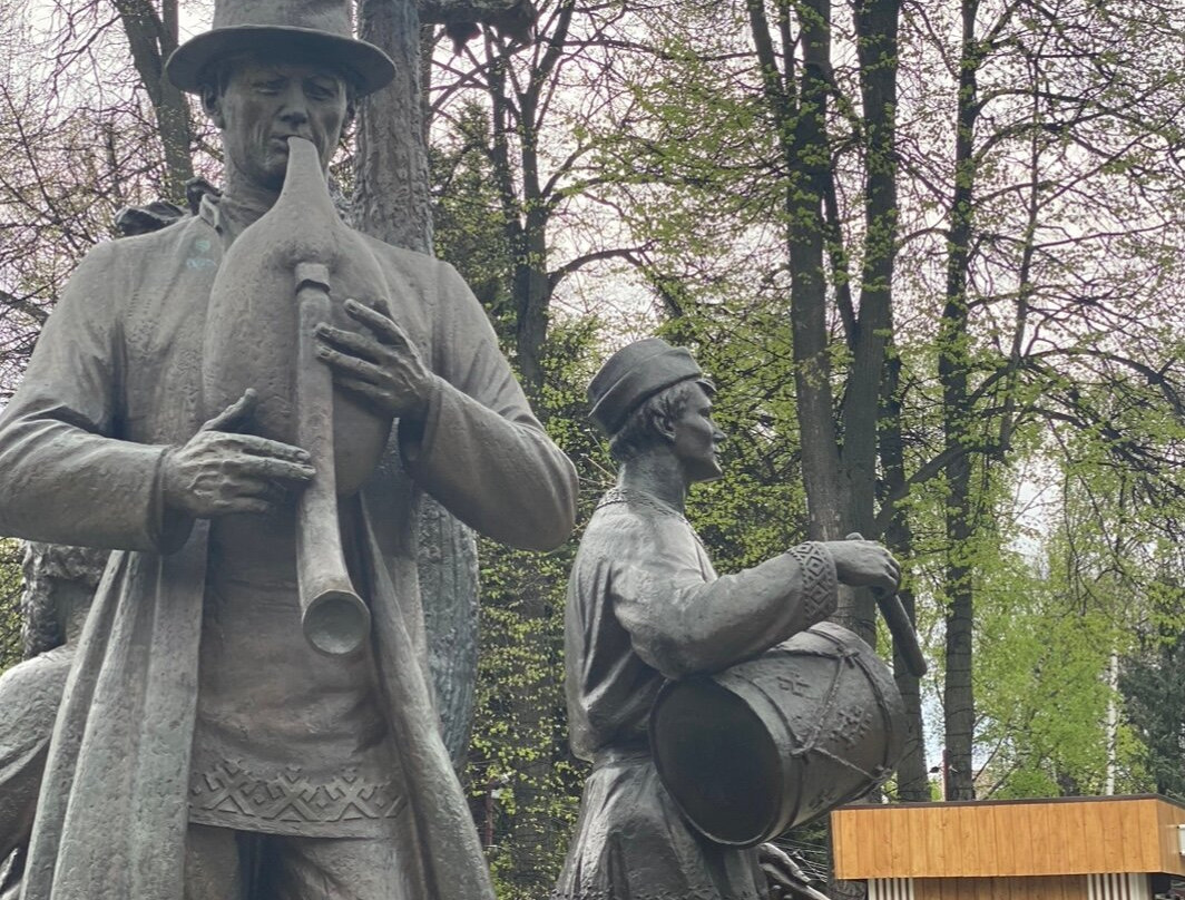 Sculpture The Tree of Life-Yoshkar-Ola必去景点