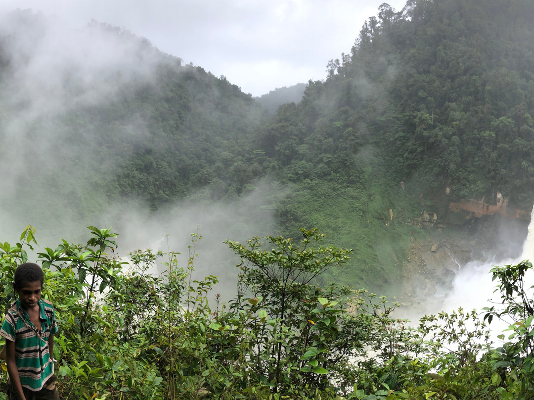Wasi falls-Mount Hagen必去景点