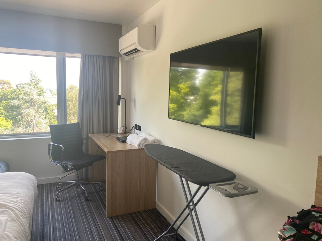 廊奇思通美居酒店 主图