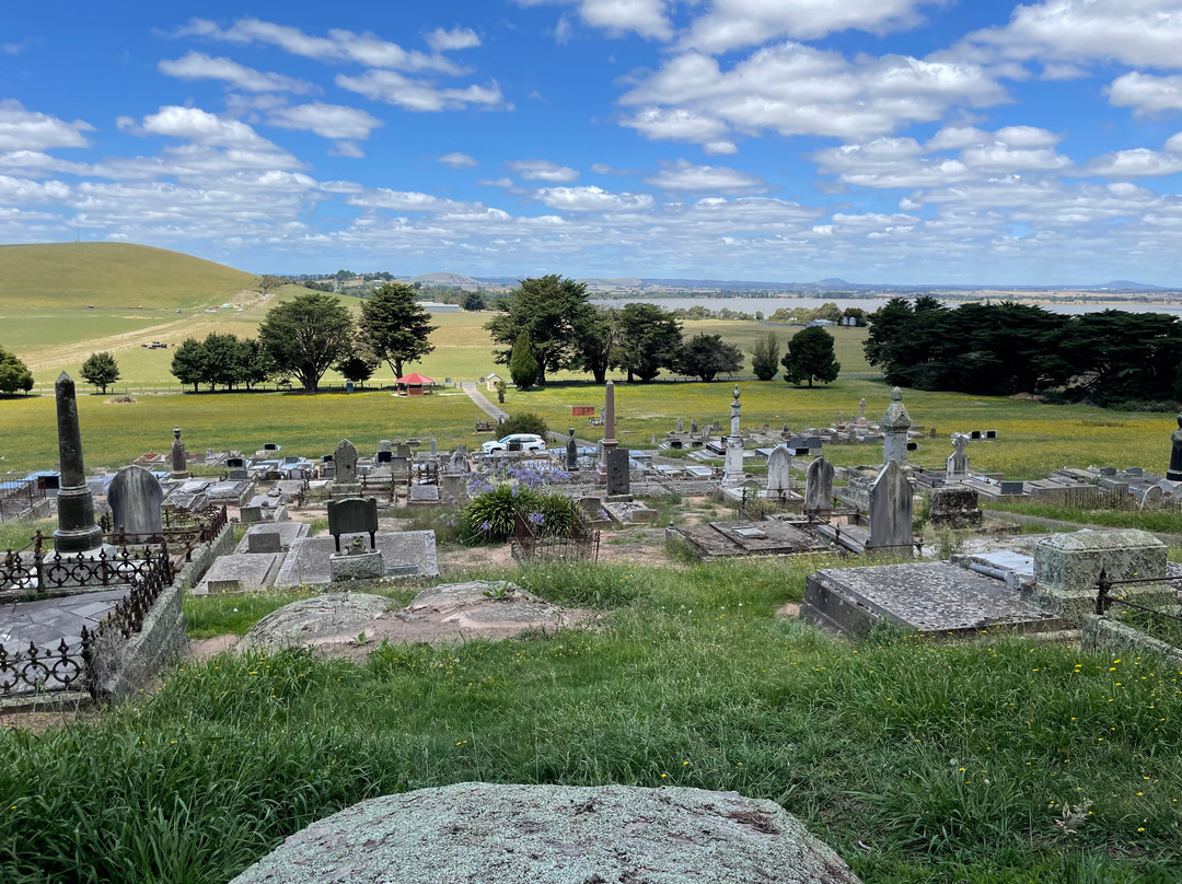 Learmonth Cemetery景点图片