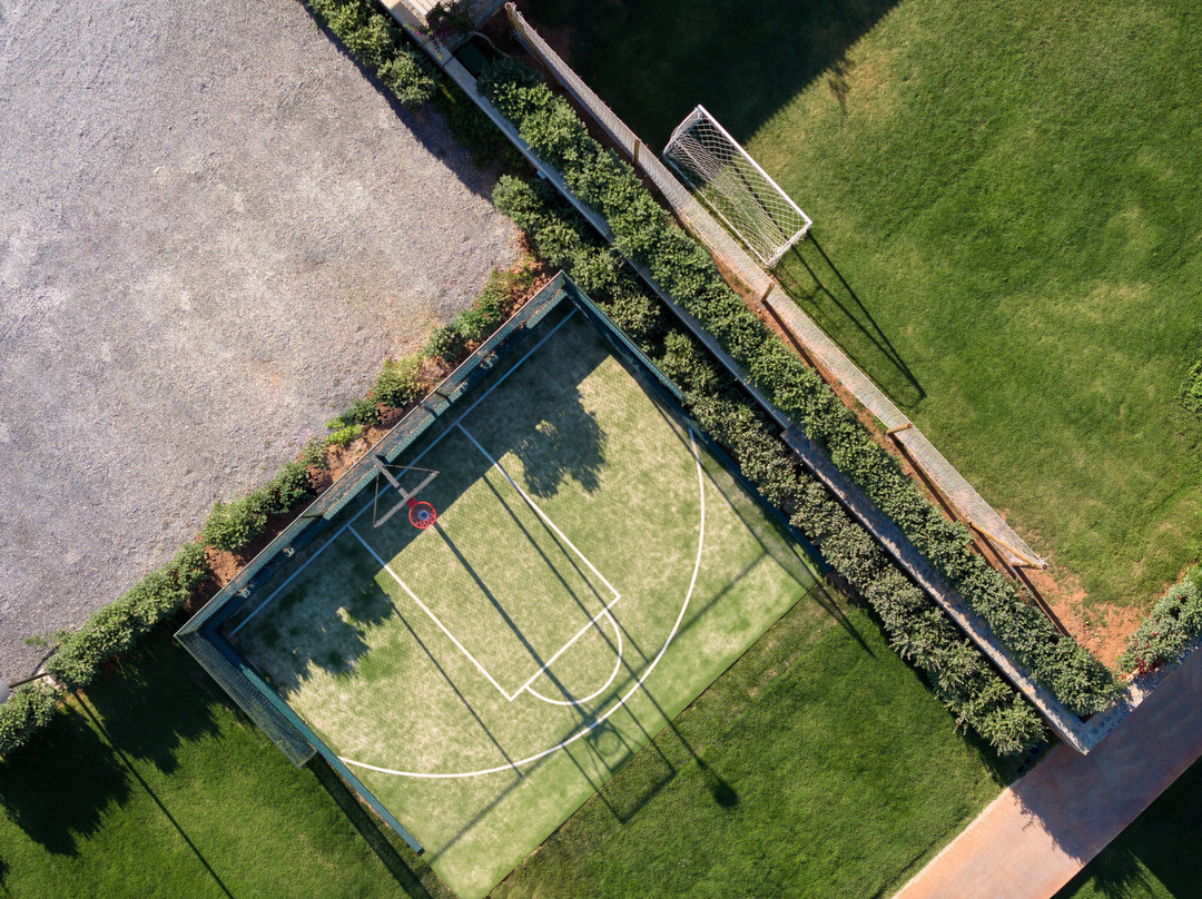 High Beach Resort主图