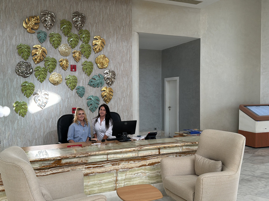 Cleopatra Sidi Heneish主图