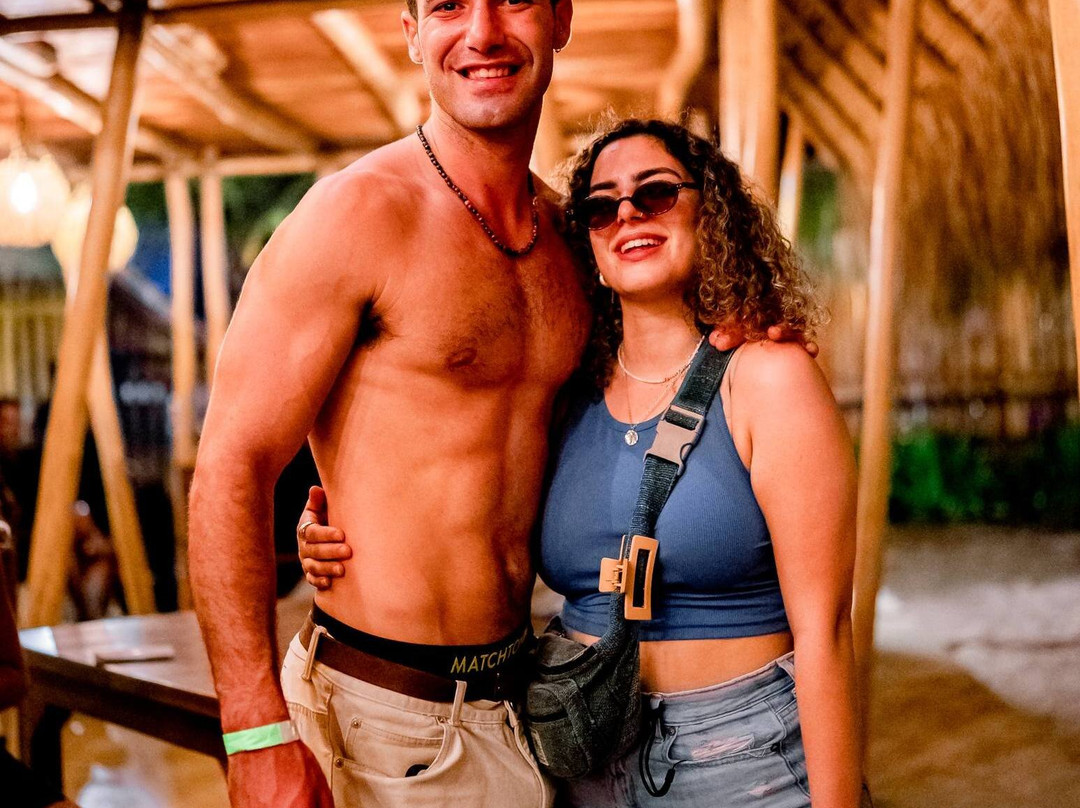 Shima Guni Beach Club