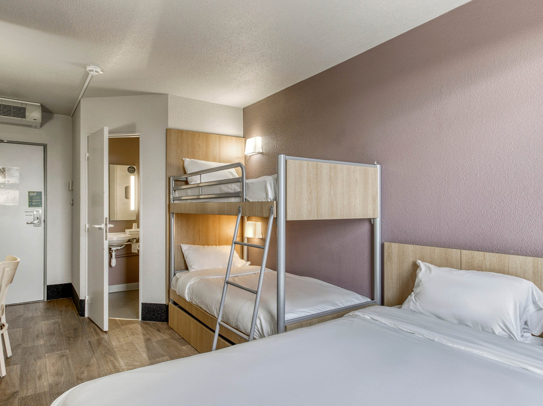 B&B HOTEL Clermont-Ferrand Gerzat主图