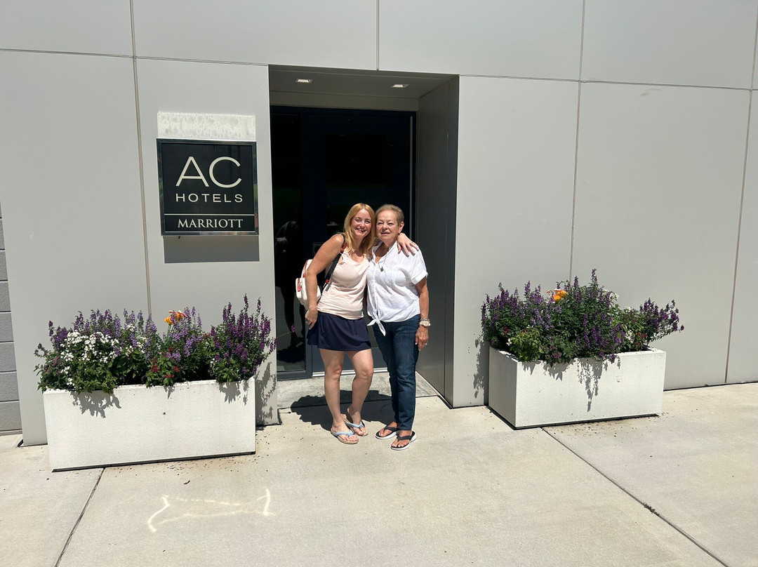 Ac Hotel Durham主图