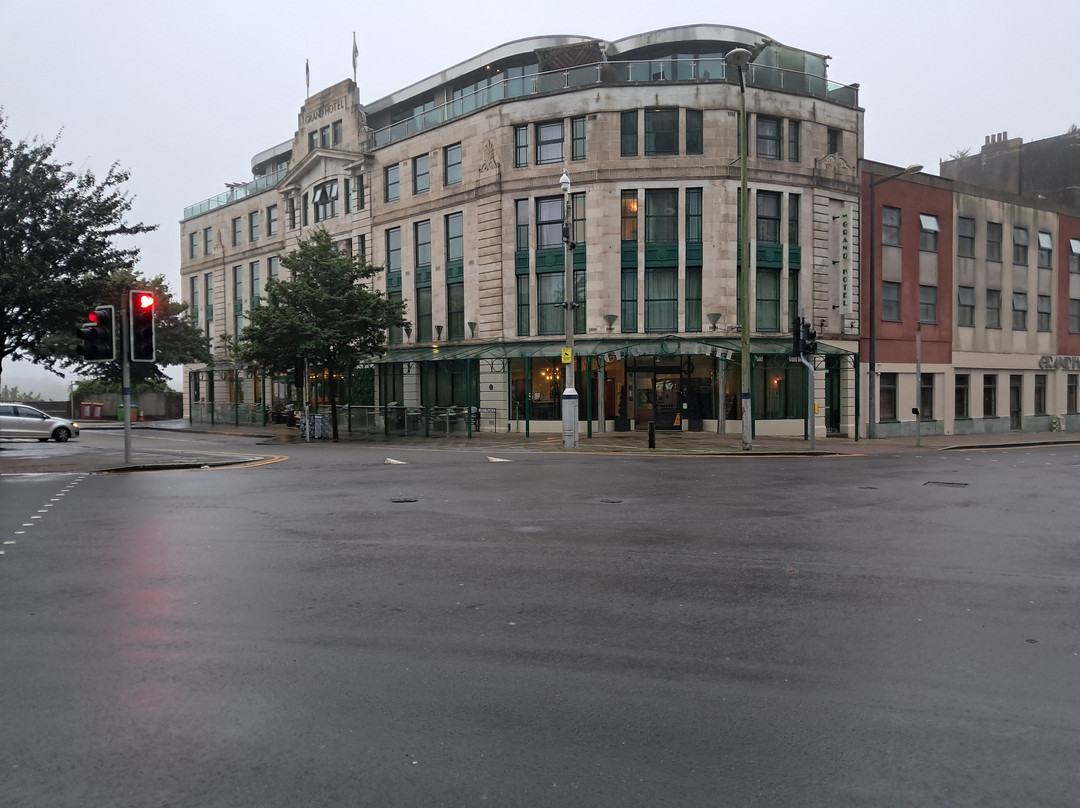 The Grand Hotel Swansea主图