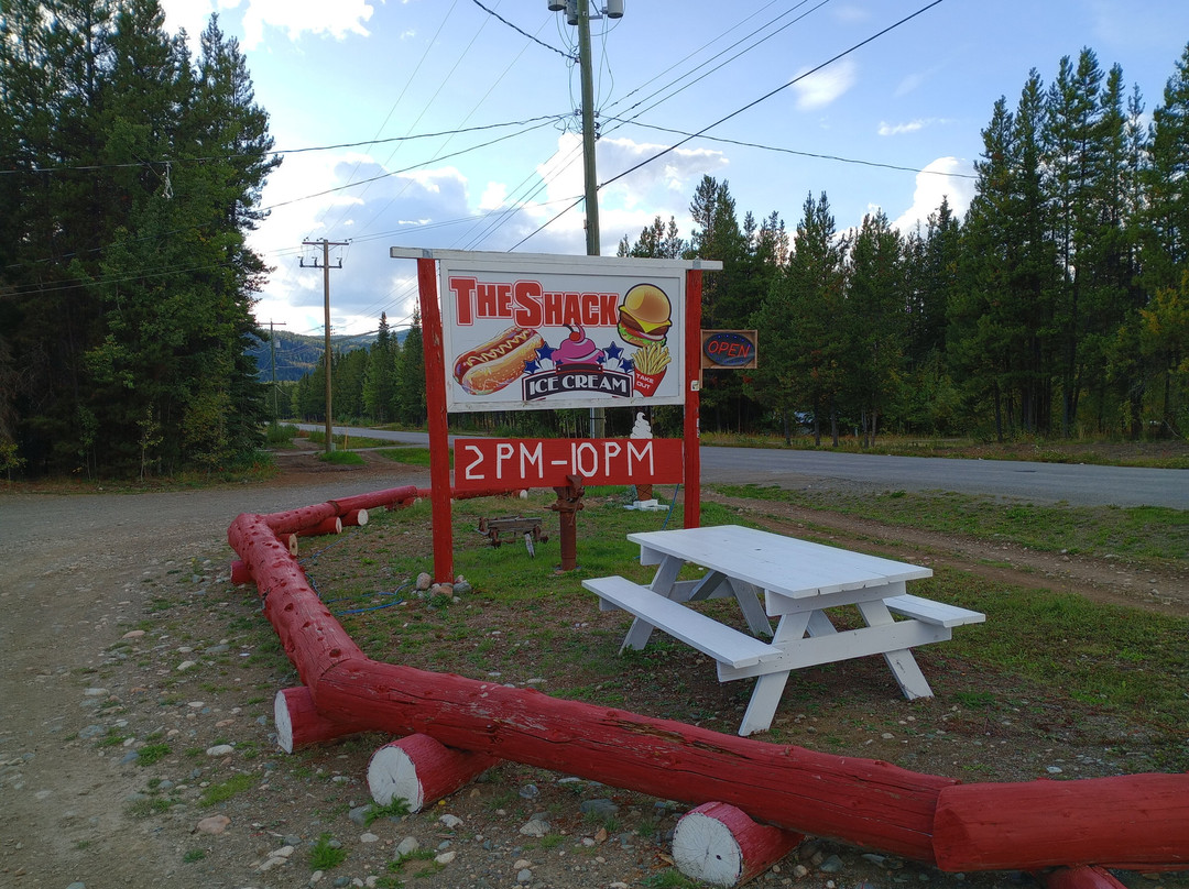 Arctic Divide Lodge主图