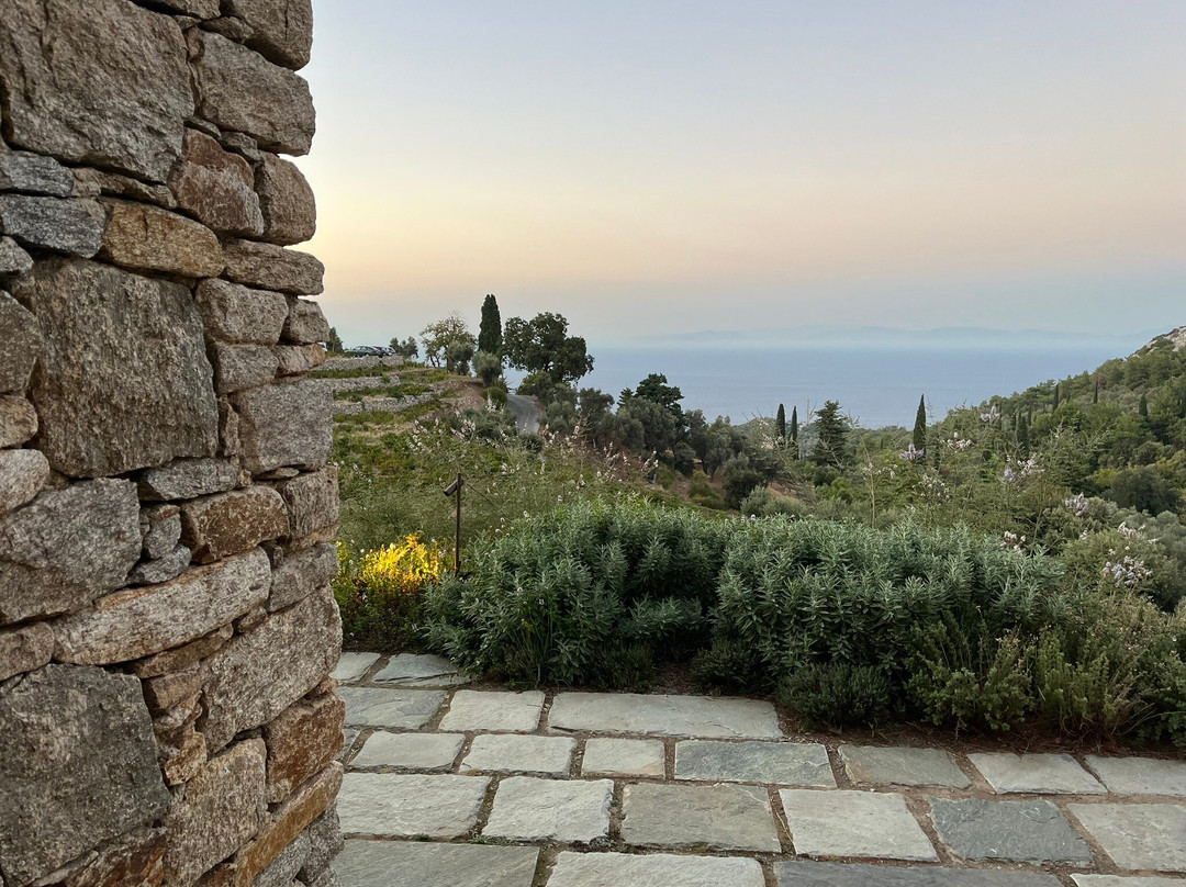 Metaxa Liknon-Vourliotes必去景点