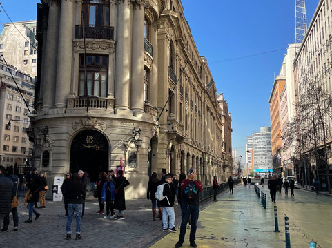 Paseo Bandera-圣地亚哥必去景点