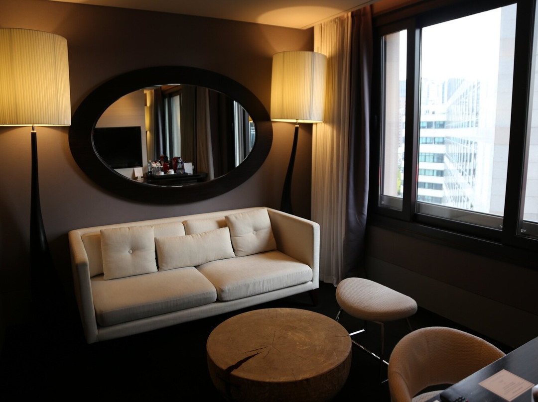 首尔广场酒店, 傲途格精选主图