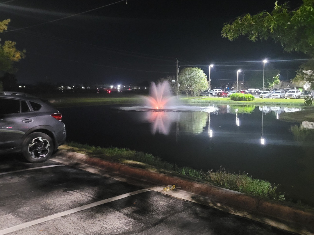 Bridgepointe Hotel and Marina主图