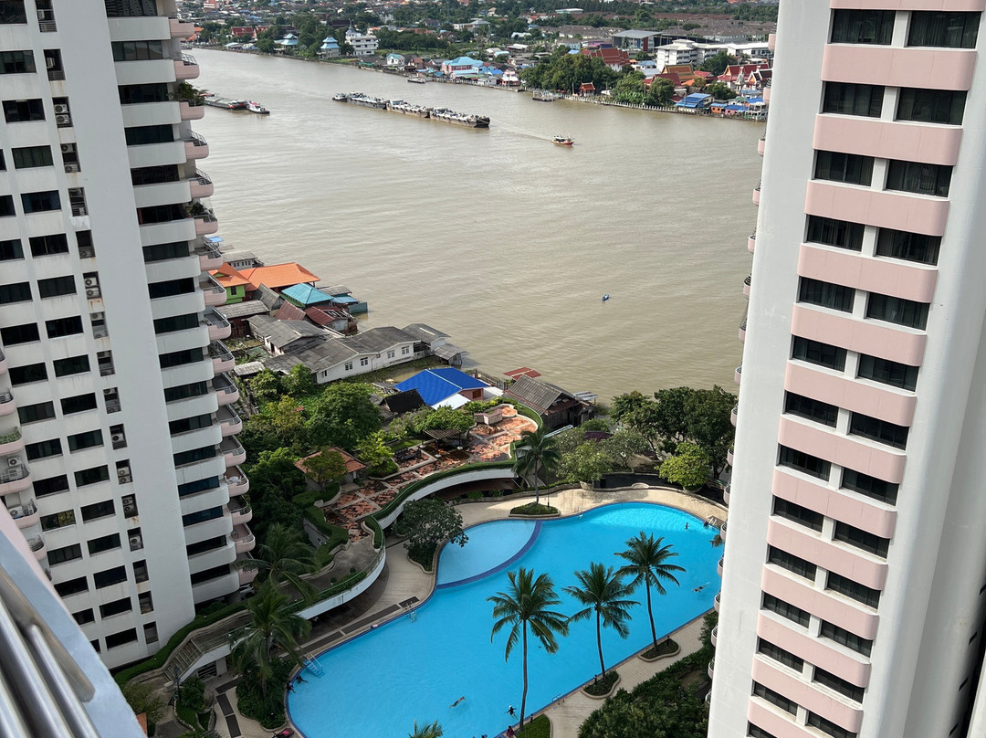 利沃林广场酒店主图