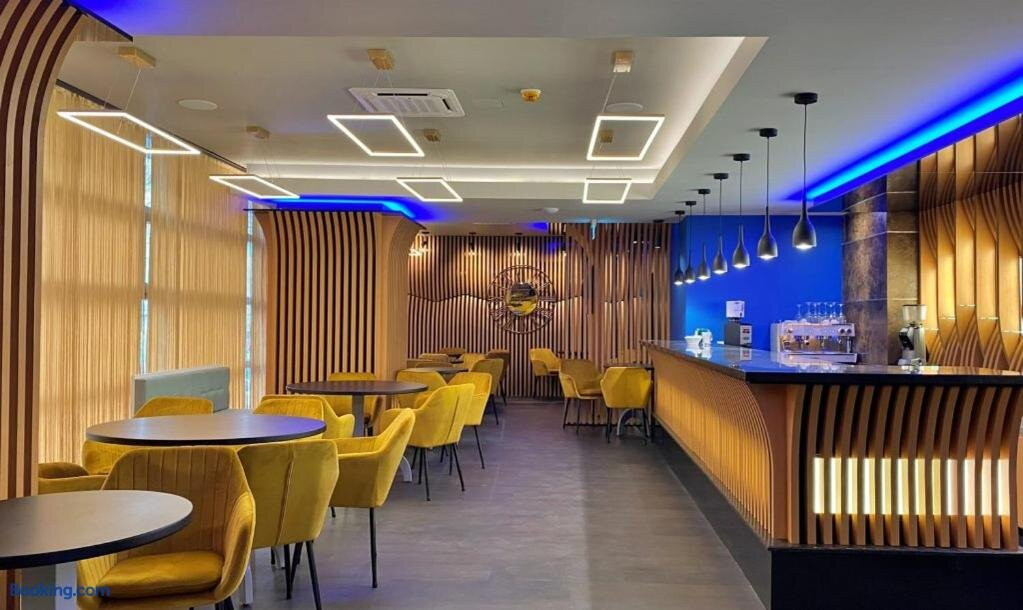 Hotel Condor