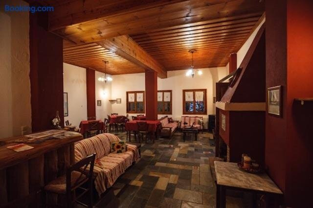 Guesthouse Rousis主图