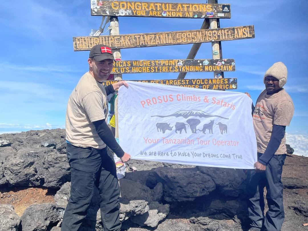 Prosus Climbs & Safaris-莫西必去景点