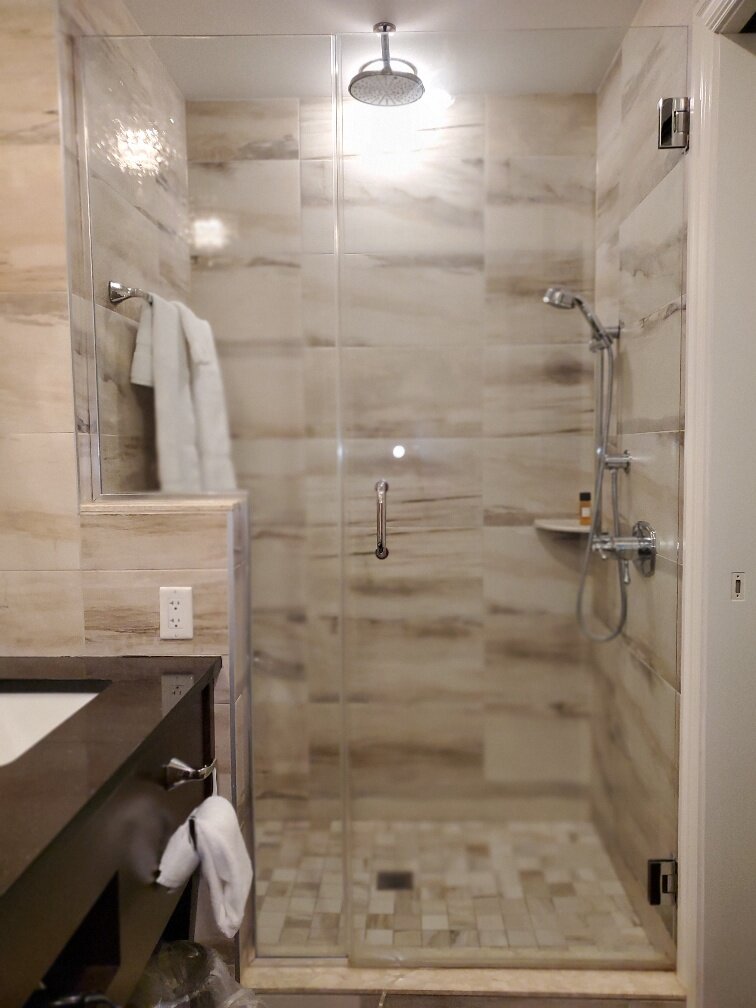 The Delavan Hotel & Spa-浴室