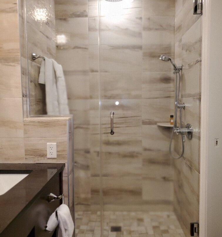 The Delavan Hotel & Spa主图