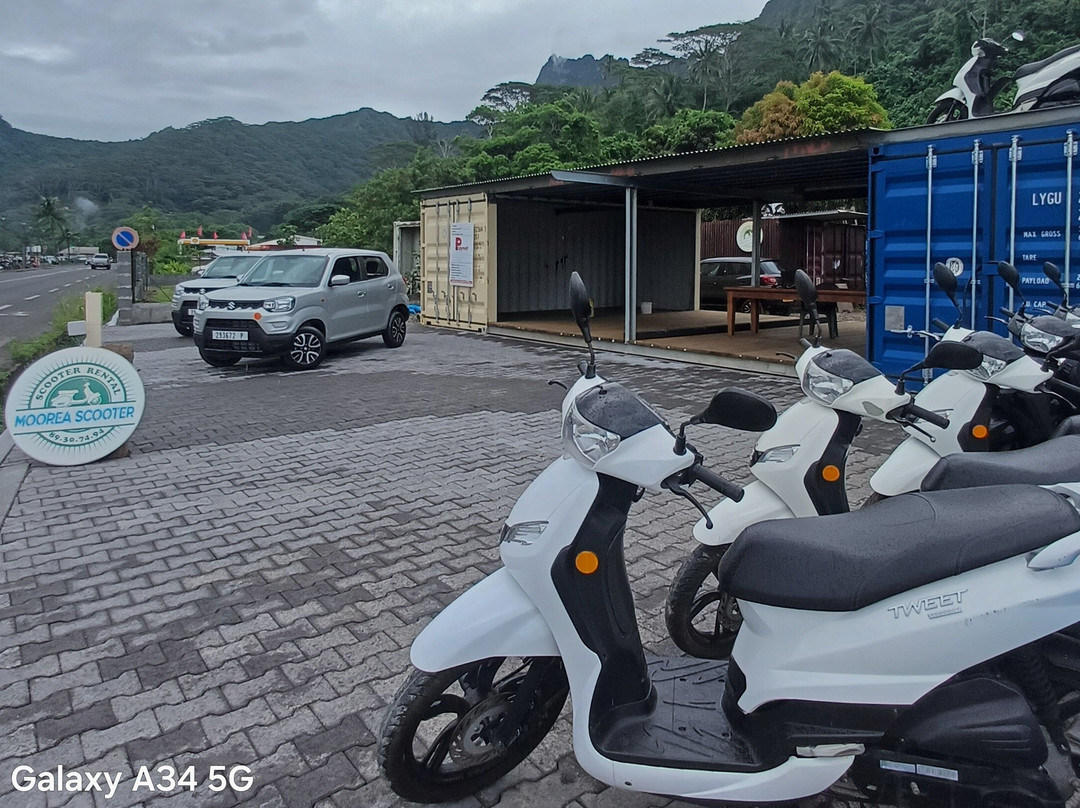 Moorea Scooter / Moorea Car