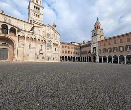 Piazza Grande - World Heritage Site-摩德纳必去景点