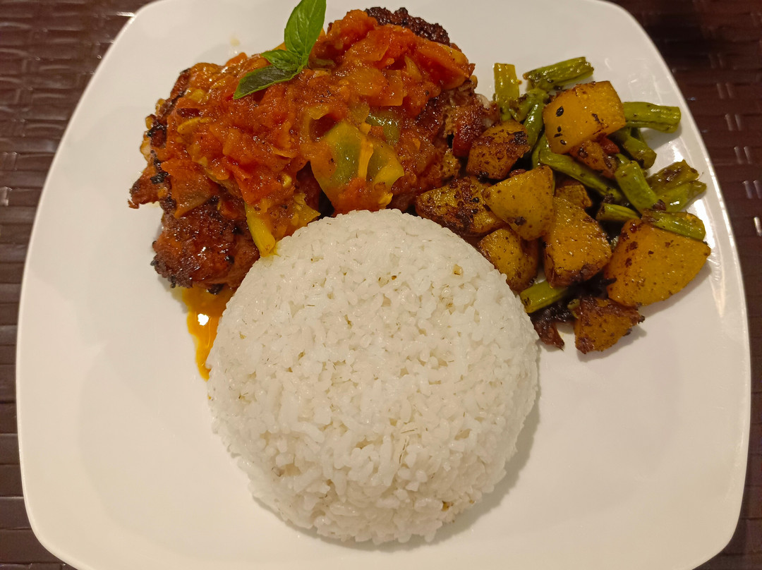 Tapas And Treats At The Kubo Gardens