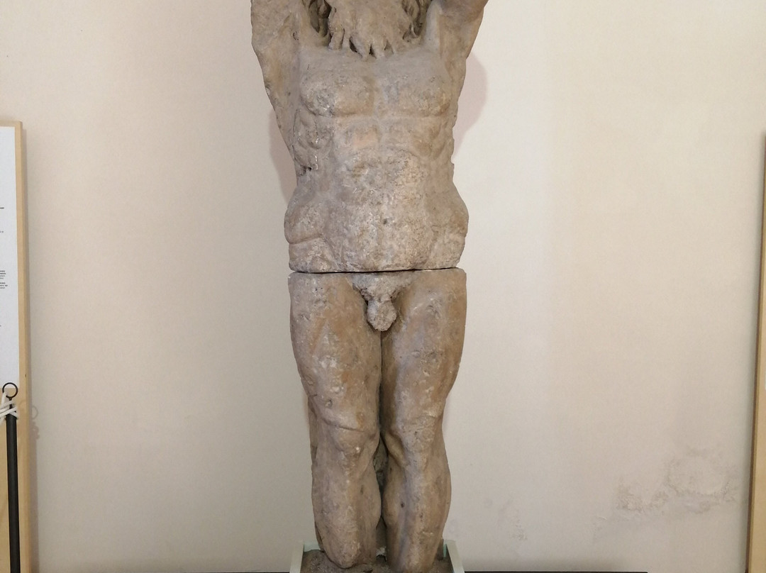 Abbazia Benedettina di San Michele Arcangelo-Montescaglioso必去景点