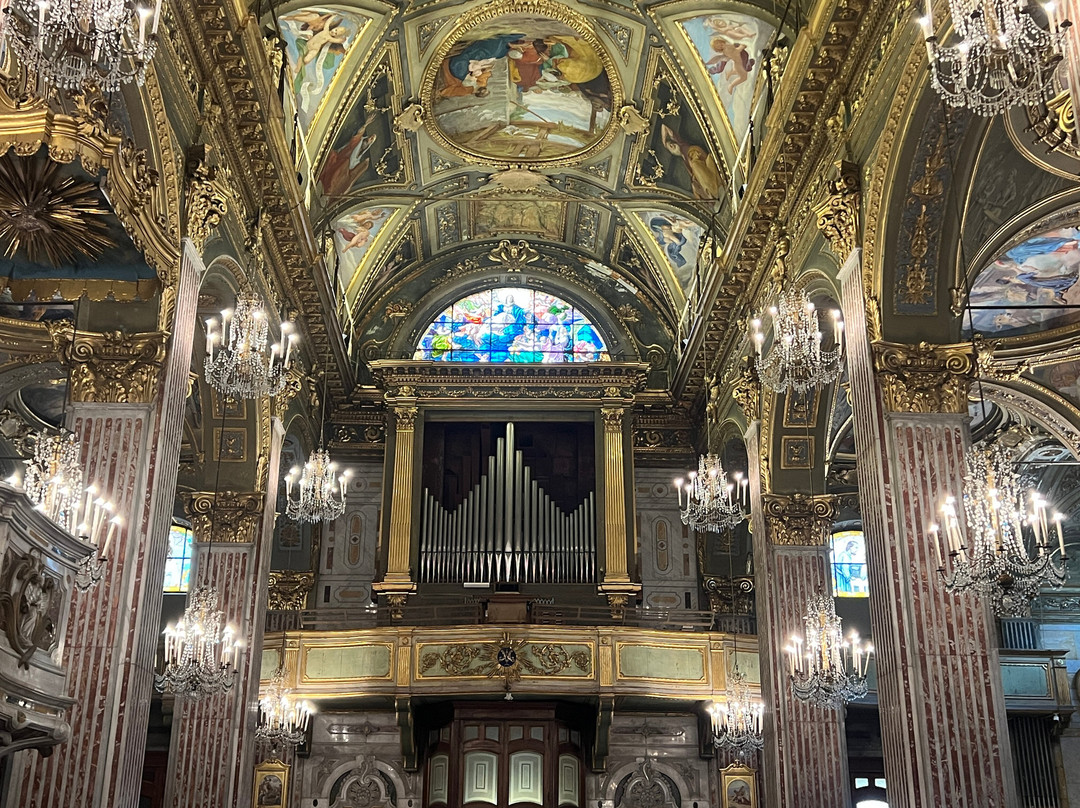 Basilica Di Santa Maria Assunta-卡莫利必去景点