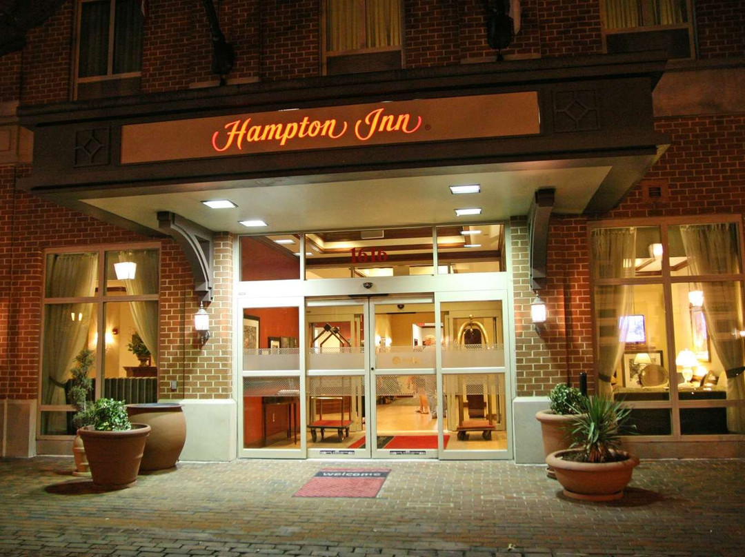 Hampton Inn Alexandria-old Town/king St. Metro