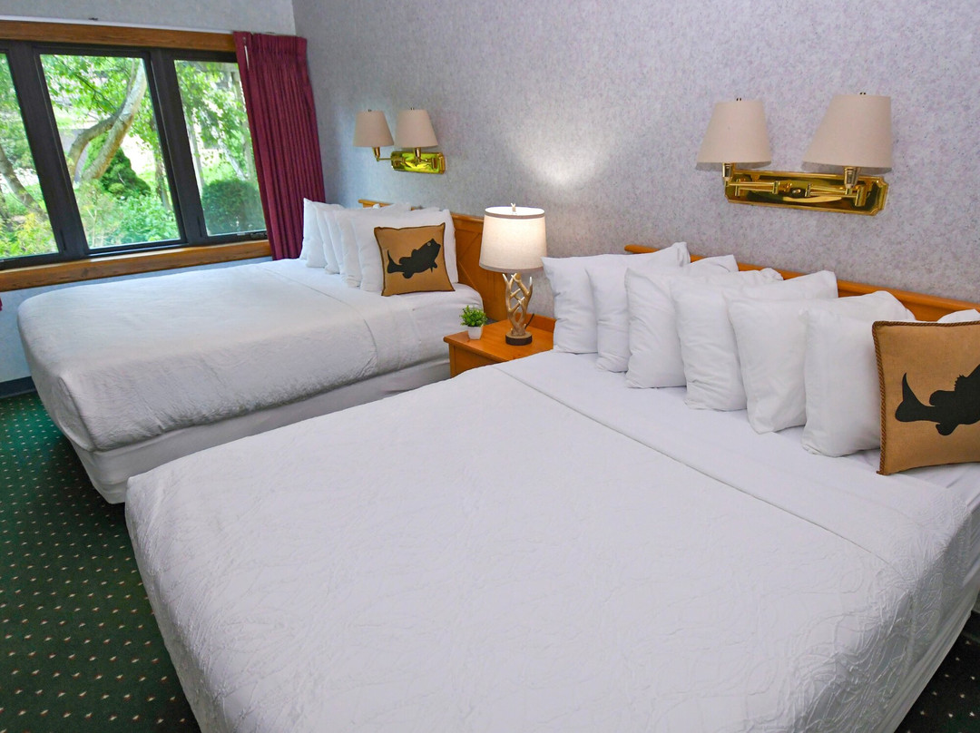 Potawatomi Inn and Cabins主图