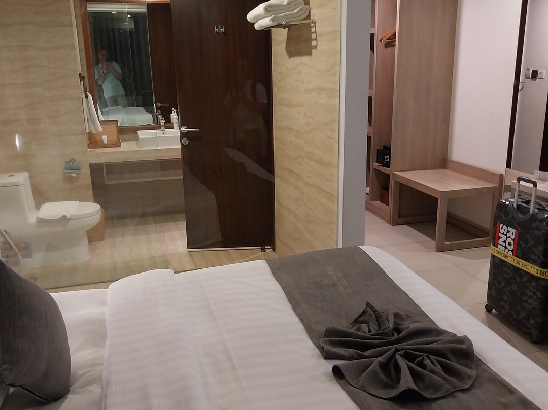 金巴兰湾海滩水疗度假村主图