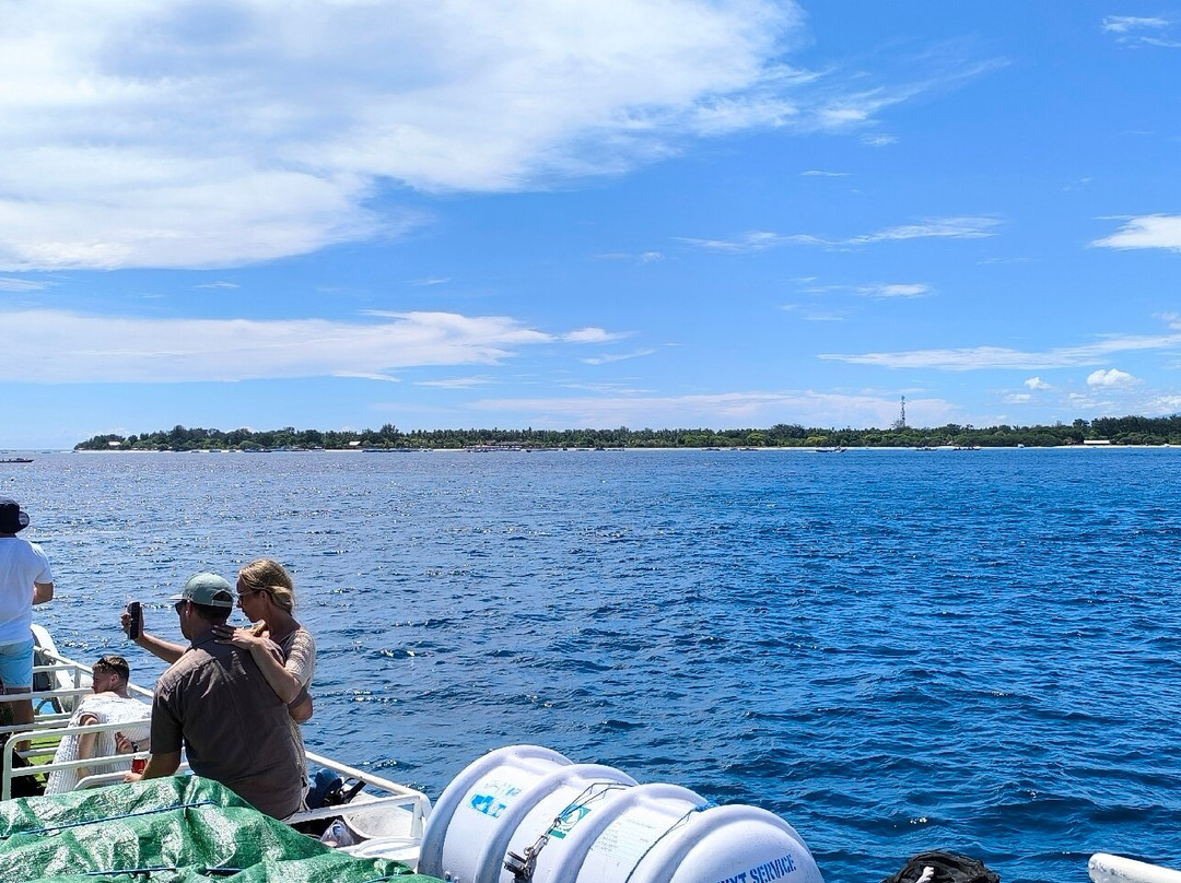 Ostina 3 Fast Boat-吉利特拉万安必去景点